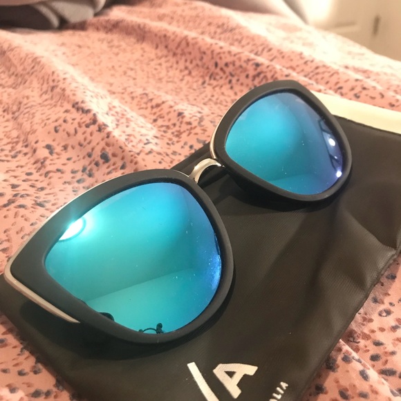 Quay Australia Sunglasses - Picture 2 of 5